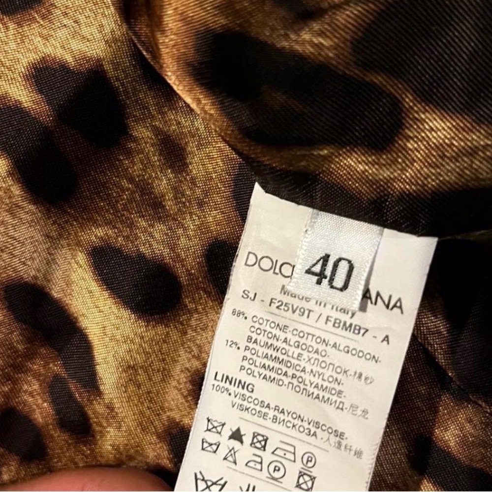 Dolce & Gabbana Black Tweed Jacket with Leopard-Print Lining - Picture 3 of 3
